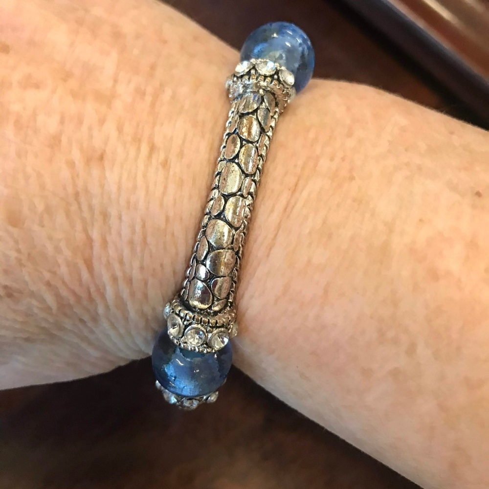 Chic Blue and Silvertone Women's Stretch Bracelet
